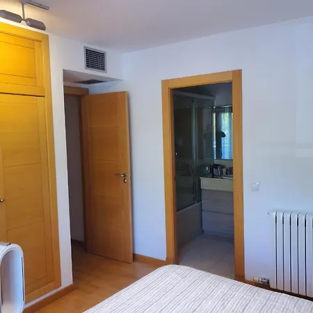 Con Piscina Y Sauna Sant Cugat del Vallès